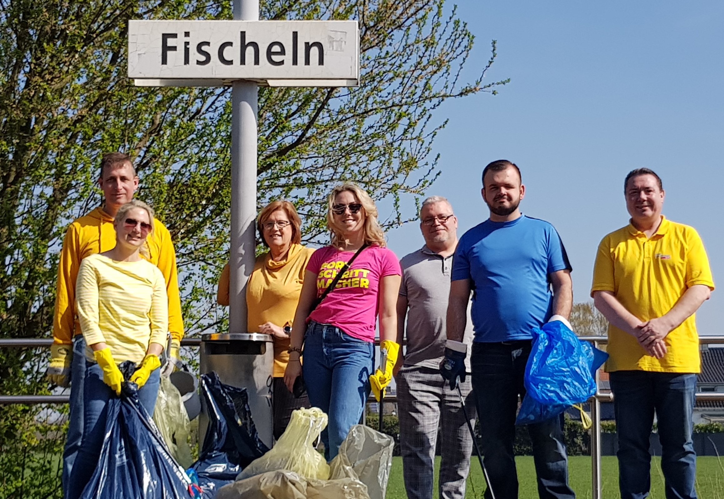 Müllsammel-Team der FDP Fischeln